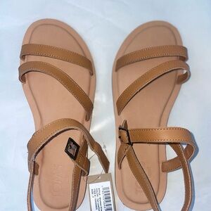 TOMS Women's Kira Ankle-Strap Leather Sandal size 7